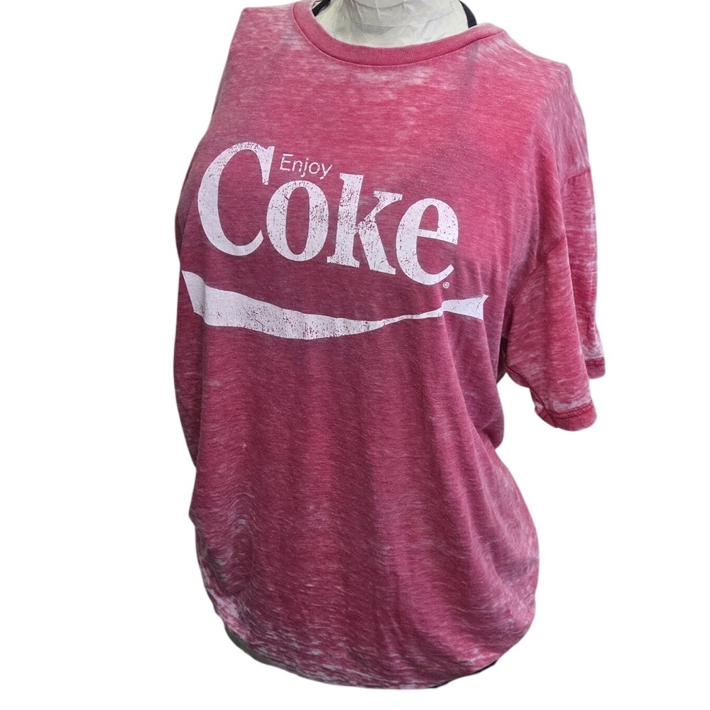 Coca Cola T Shirt Vintage Graphic Tee Red Distressed Coca-Cola Unisex M Retro‎